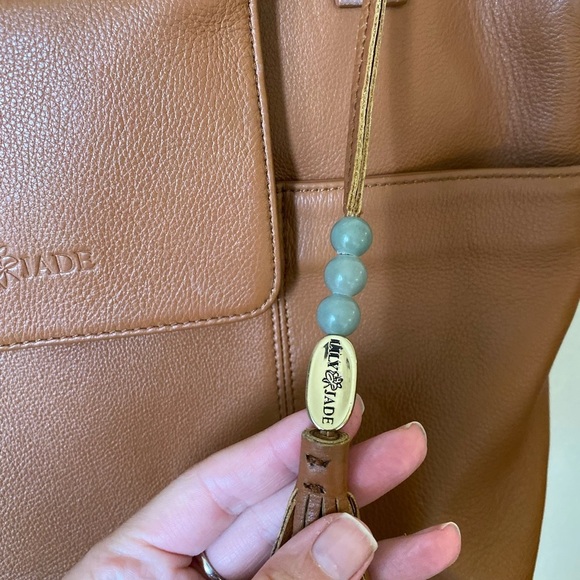 Lily Jade Women’s Madeline Convertible Leather Pebble Diaper Bag Backpack - Picture 9 of 16